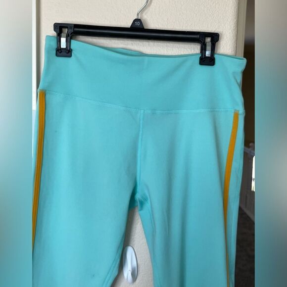 NWT Kimberly C Tri-Color Performance Sheer Panel Leggings Size L #284 - Picture 3 of 11